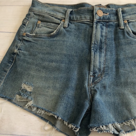 MOTHER The Maverick Chew 10”HR Cutoff Jean Shorts - Picture 3 of 14